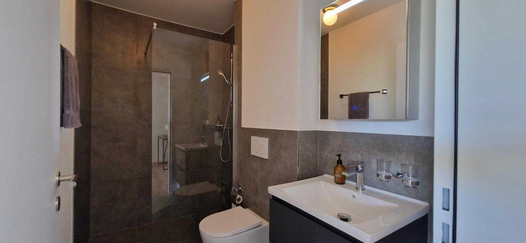 Visionary Hospitality Rothenburg, Lucerne - Premium Apartments With Free Parking, Washer, Kitchen, Terrace, 15' City Экстерьер фото