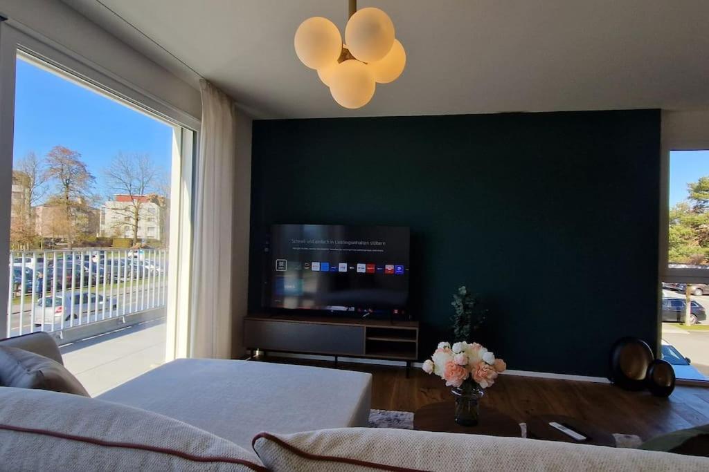Visionary Hospitality Rothenburg, Lucerne - Premium Apartments With Free Parking, Washer, Kitchen, Terrace, 15' City Экстерьер фото