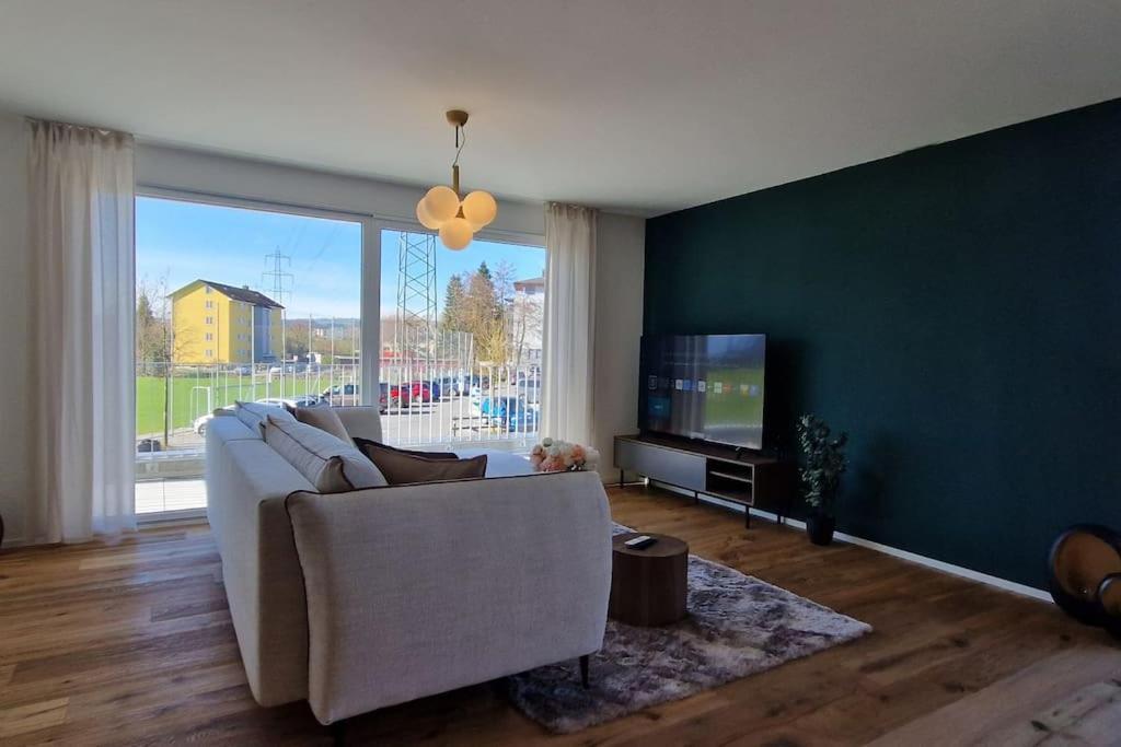 Visionary Hospitality Rothenburg, Lucerne - Premium Apartments With Free Parking, Washer, Kitchen, Terrace, 15' City Экстерьер фото